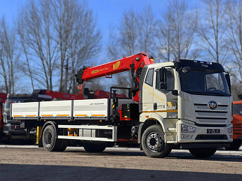 Бортовой FAW J6L 4*2 с КМУ Palfinger ИТ200 (верхний пост)_0